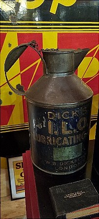 ILO GALLON OIL CAN - click to enlarge