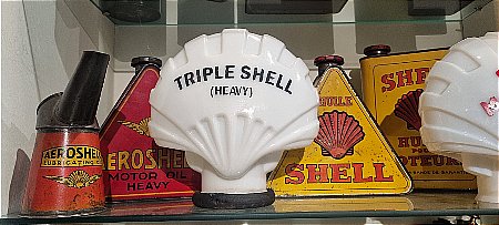 SHELL OIL GLOBE (TRIPLE) - click to enlarge