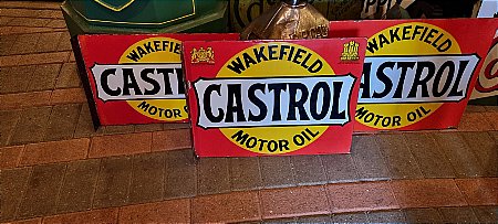 CASTROL DOUBLE FLANGE SIGNS - click to enlarge